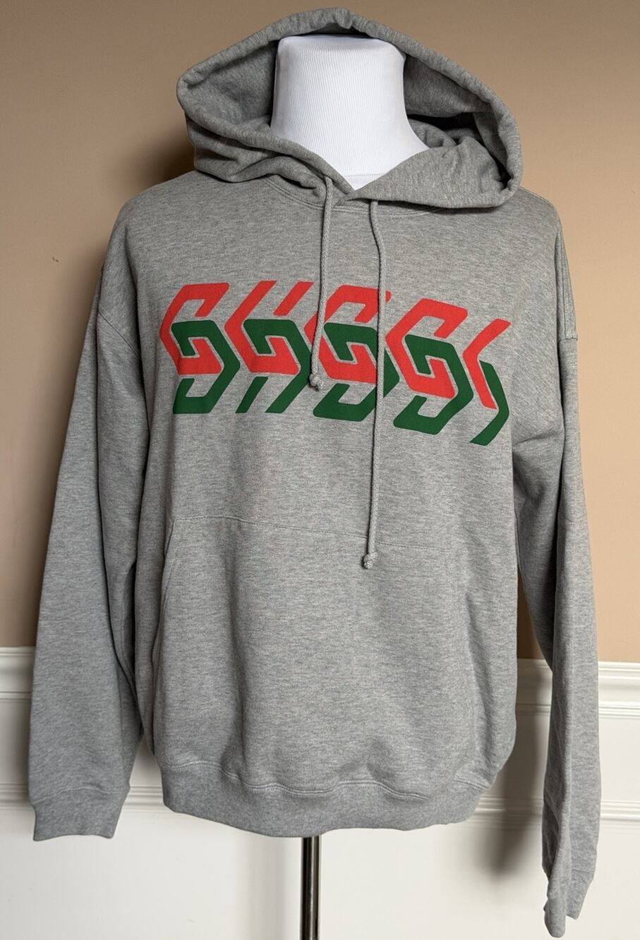 Gucci Chain Print Logo Hooded Sweatshirt Gray Hoodie Men’s Large 715911 NWT